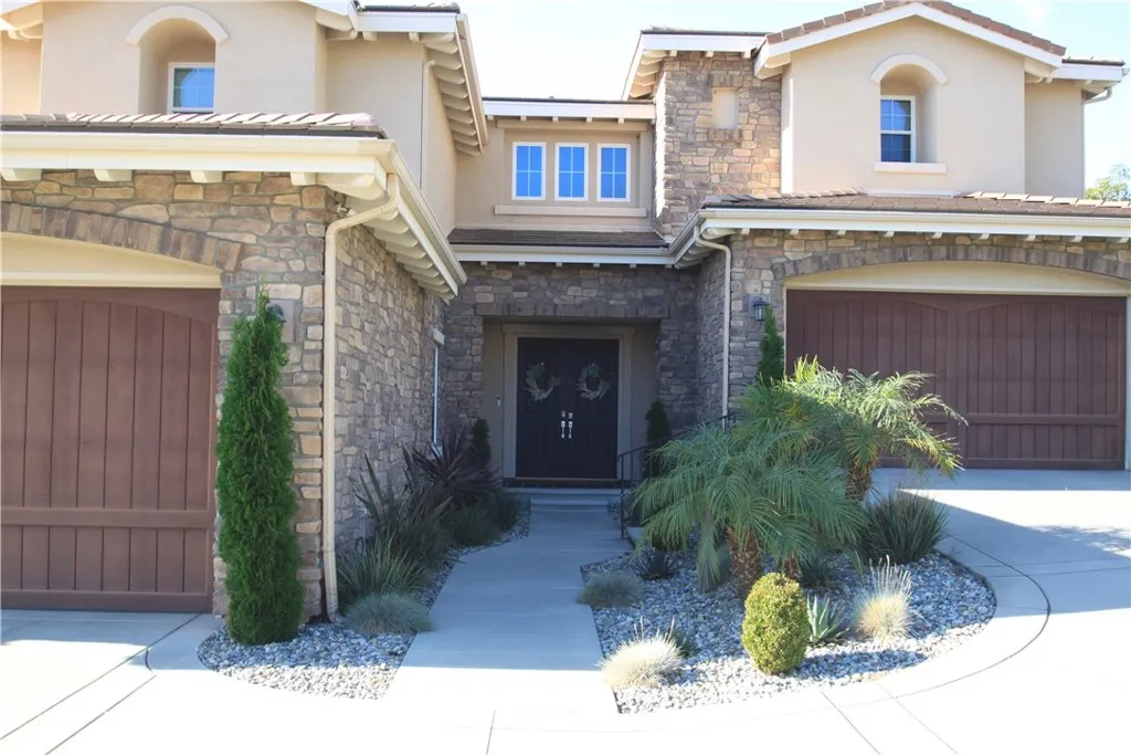 5016 Corral Court, Rancho Cucamonga, California 91737 home-pic-2